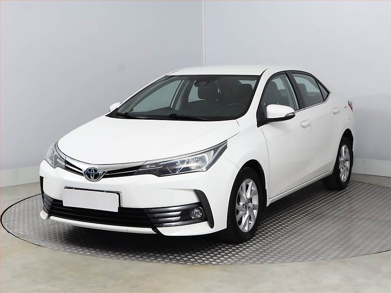 Toyota Corolla (2019) 1.6 Valvematic, Tempomat - fotka 2 z 16