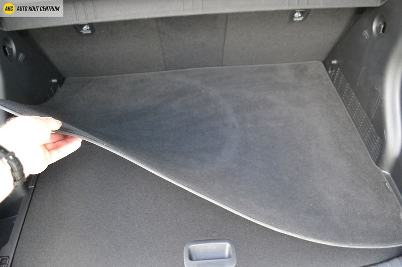 Hyundai Kona ELECTRIC EV 150KW  PREMIUM PAN - fotka 26 z 75
