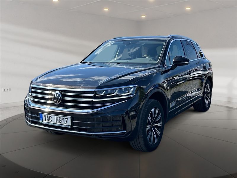 Volkswagen Touareg 3,0 TDI Exclusive 4M DSG - fotka 3 z 11
