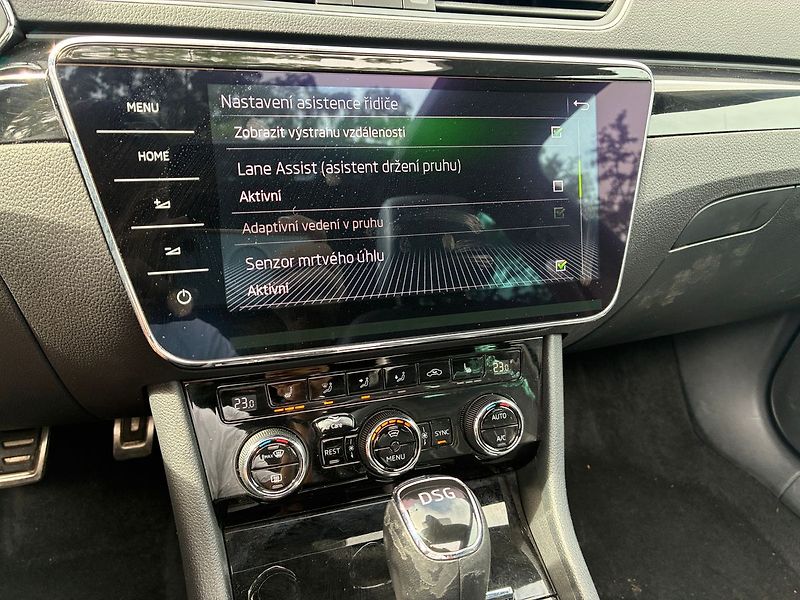 Škoda Superb 1.5 TSi 110 kW Laurin a Klemen - fotka 19 z 39