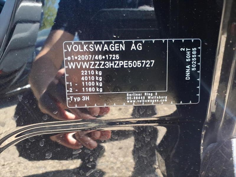 Volkswagen Arteon 2,0 TAŽNÉ,WEBASTO,KAMERA - fotka 11 z 11