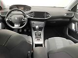 Peugeot 308 (2018) 1.2 PT, Allure, navi - náhled 8