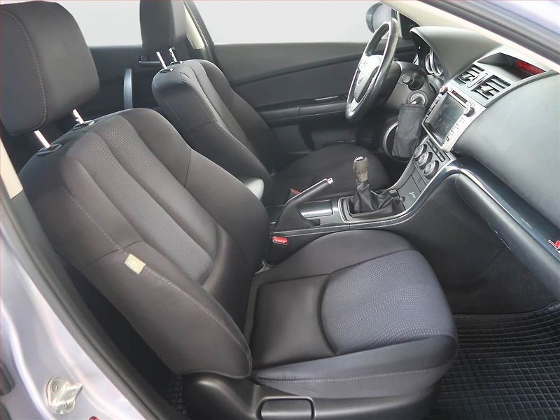 Mazda 6 (2008) 2.0, LPG, jezdí výborně, Navi - fotka 9 z 14