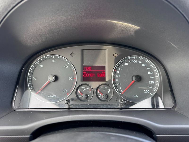 Volkswagen Caddy (2009) 1,9 TDI 77 KW 2X ŠOUPAČKY STK - fotka 24 z 45