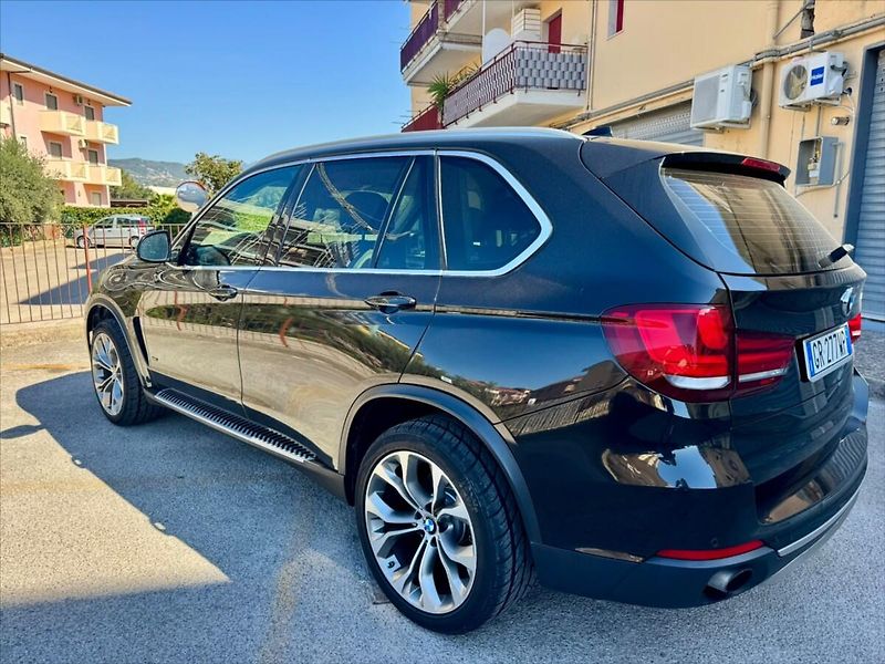 BMW X5 2,0 25D X-Drive Sportpaket 170 - fotka 3 z 28