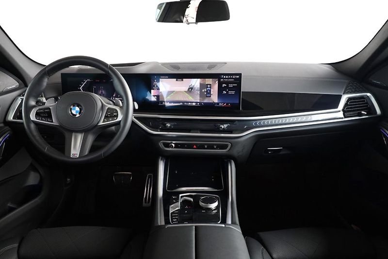 BMW X6 xDrive40d - fotka 5 z 32