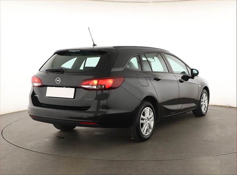 Opel Astra (2018) 1.4 T, Serv.kniha, Tempomat - fotka 5 z 14