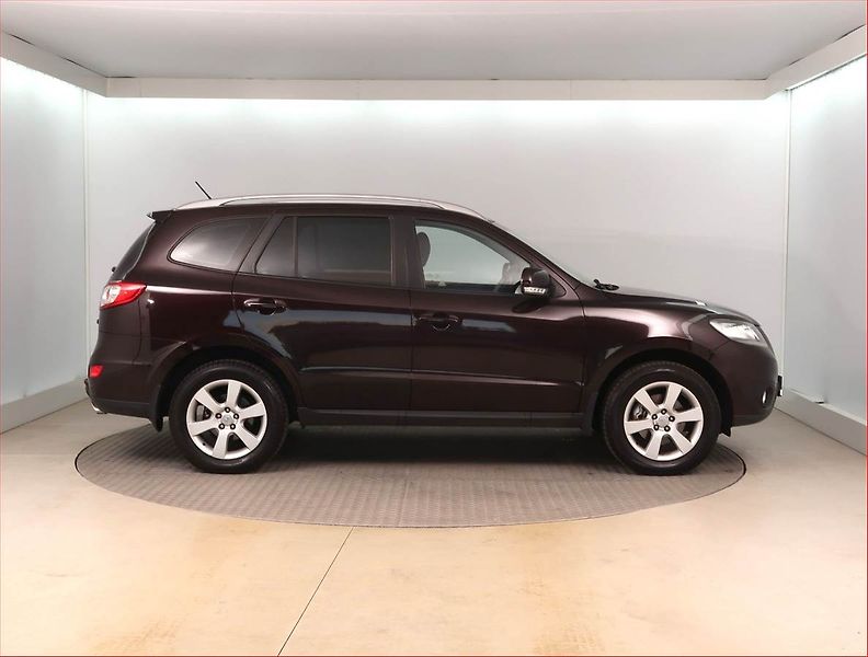 Hyundai Santa Fe (2011) 2.2 CRDi, Serv.kniha, Navi - fotka 6 z 16