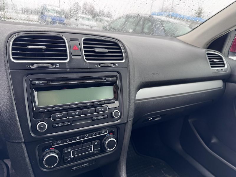 Volkswagen Golf Variant VI, 2010,2.0 TDI 103 kW - fotka 10 z 18