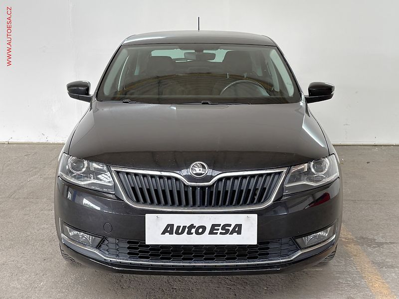 Škoda Rapid (2018) 1.0 TSI, ČR, DSG, kamera - fotka 2 z 15