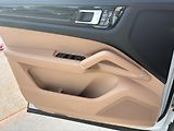 Porsche Cayenne (2019) 3.0, 250KW, 4x4, 360°, KEYLESS - náhled 26