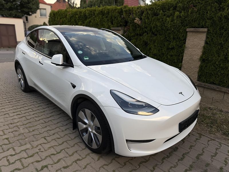 Tesla Model Y DUAL MOTOR-LONG RANGE-TAŽNÉ - fotka 5 z 18
