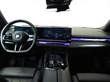 BMW Řada 5 540d xDrive Touring - náhled 12