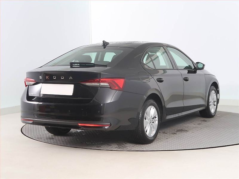 Škoda Octavia (2024) Selection 1.5 TSI - fotka 5 z 15
