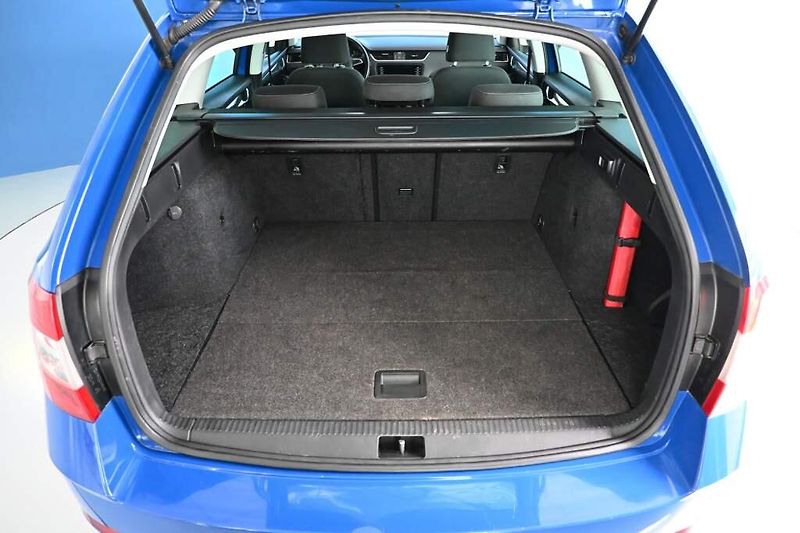 Škoda Octavia (2018) 1.5 CLEVER Tažné TSI - fotka 8 z 33