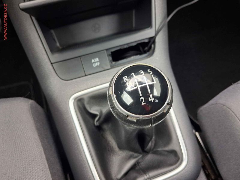 Volkswagen Golf Plus (2007) 1.6 TDI, 1.maj,ČR, Klima - fotka 12 z 16