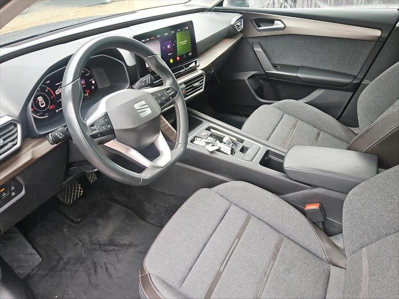 Seat Leon 2,0 TDI TAŽNÉ KAMERA - fotka 6 z 10