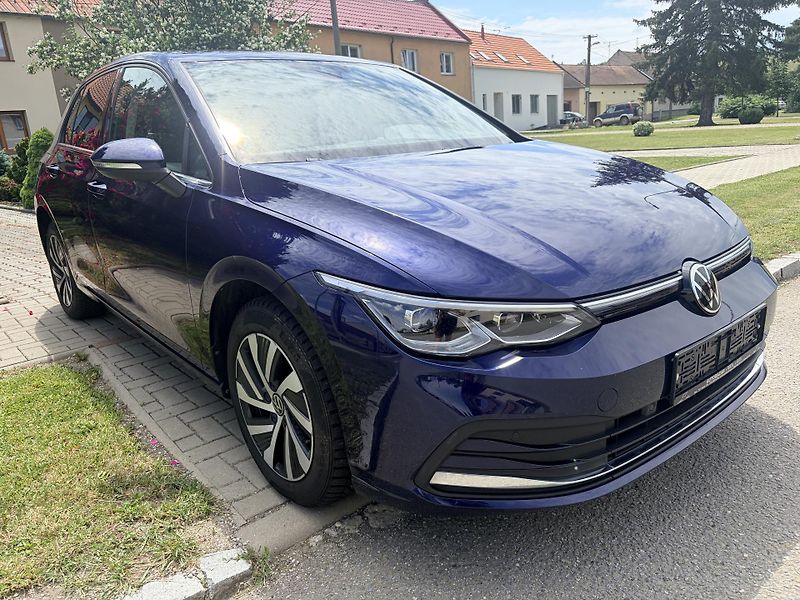 Volkswagen Golf 1.4TSI HYBRID VIRTUAL LED - fotka 2 z 50