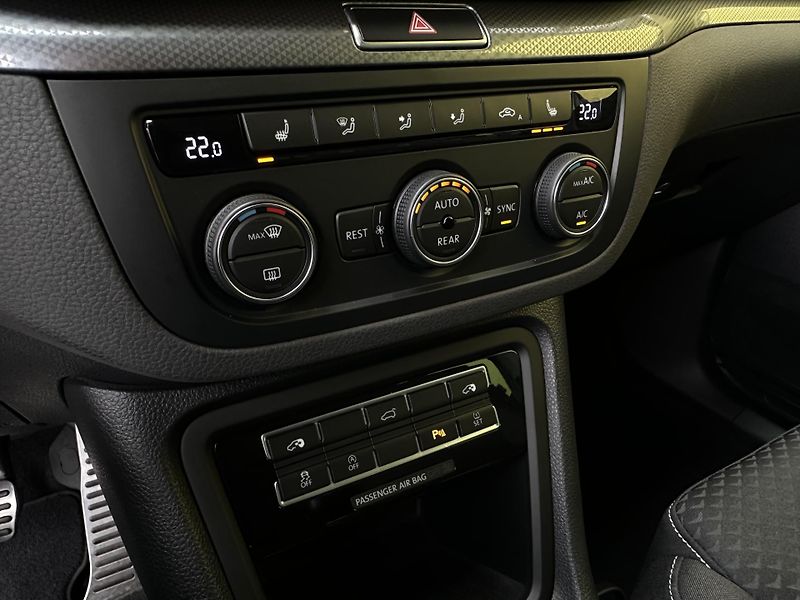 Volkswagen Sharan (2021) 1.4TSI/110kW * 7.Míst * 2.Maj  - fotka 17 z 45