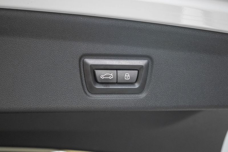 BMW Řada 4 420d xD ///M*ZÁRUKA*TAŽNÉ*ČR 1 - fotka 49 z 51