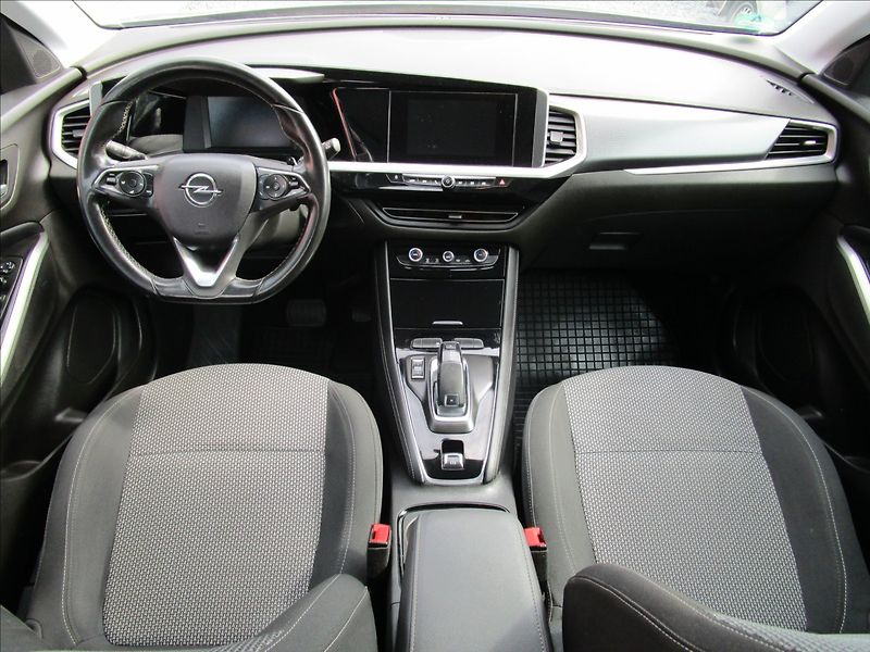 Opel Grandland 1.5CDTi 96kW AT8, aut. klima, - fotka 7 z 41