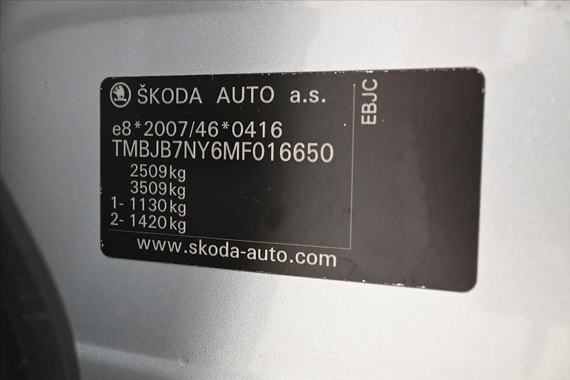 Škoda Enyaq iV60 132kW SOH 88% FIRST Editi - fotka 12 z 32