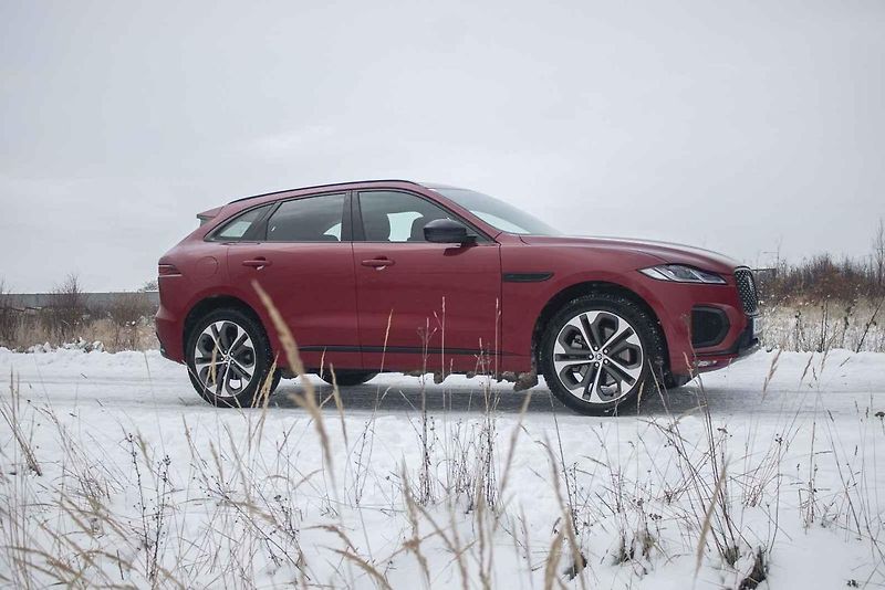 Jaguar F-Pace představuje zajímavou alternativu k německé prémii.