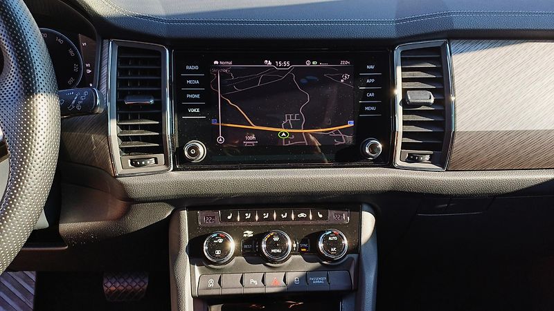 Škoda Kodiaq 2.0 TSI 140kW 4x4 7 míst - ČR - fotka 22 z 26