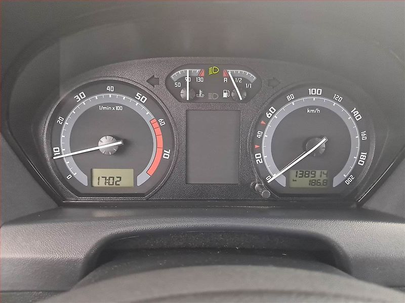 Škoda Fabia (2006) Comfort 1.2 12V, po STK - fotka 11 z 14