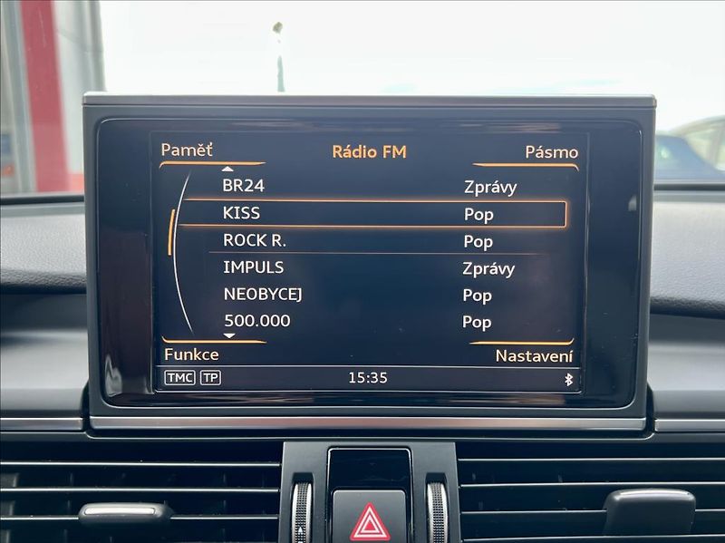 Audi A7 3,0 TDi S-line QUATTRO / LED - fotka 29 z 54