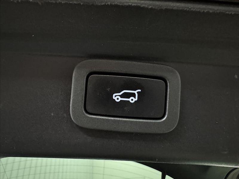Jaguar I-Pace FIRST EDITION SOH90% - fotka 40 z 50