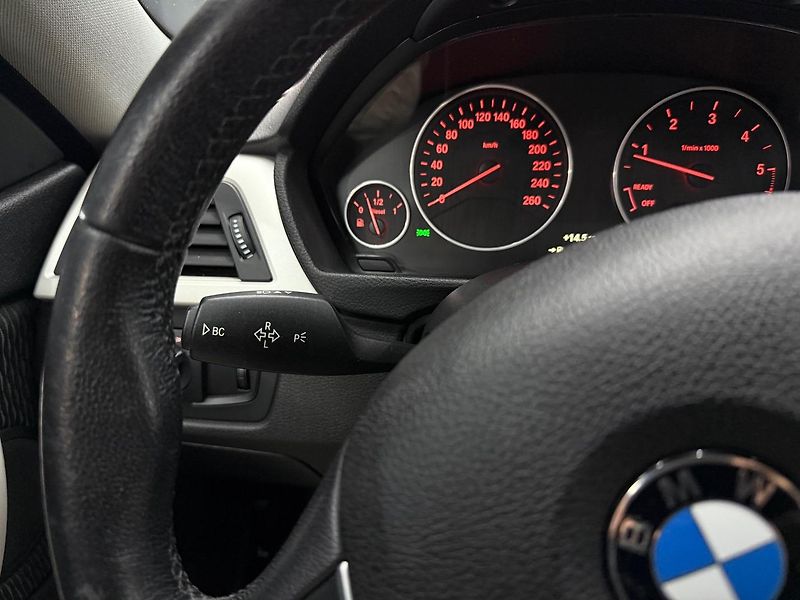BMW Řada 4 (2015) Gran Coupé 418d A/T - fotka 15 z 24