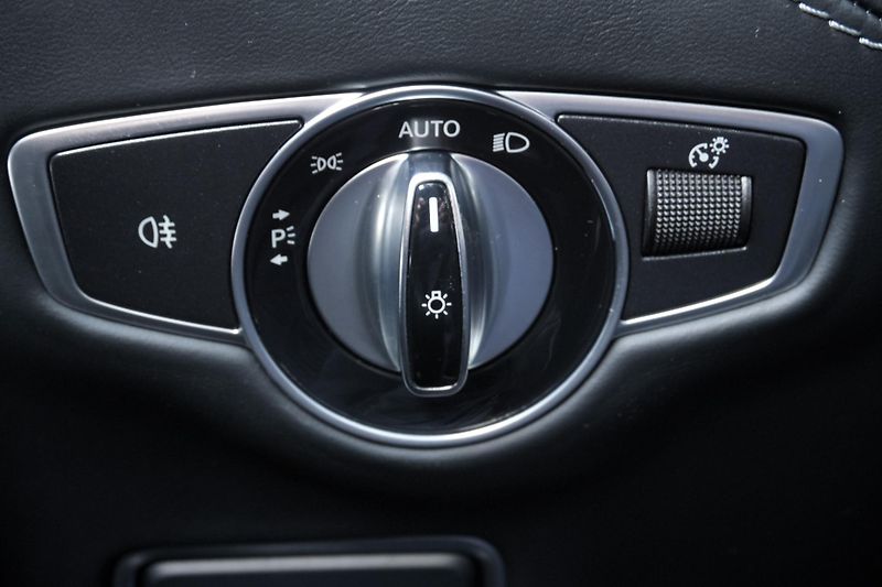 Mercedes-Benz Třídy S S560 Coupe 4Matic, ČR, Masáže - fotka 33 z 44
