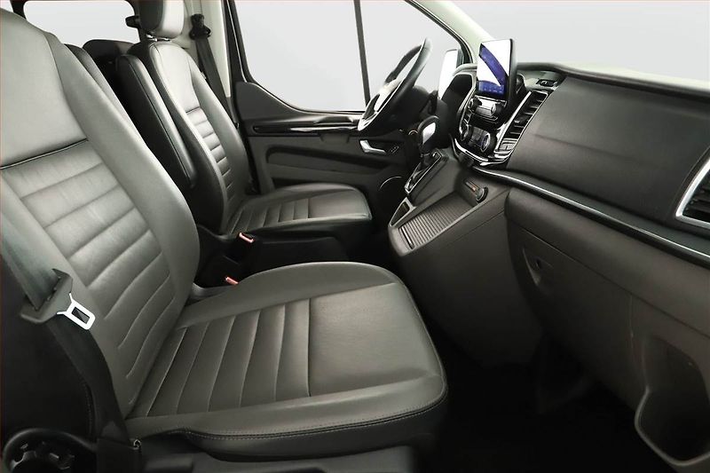 Ford Tourneo Custom (2021) Titanium 2.0 EcoBlue, DPH - fotka 7 z 19