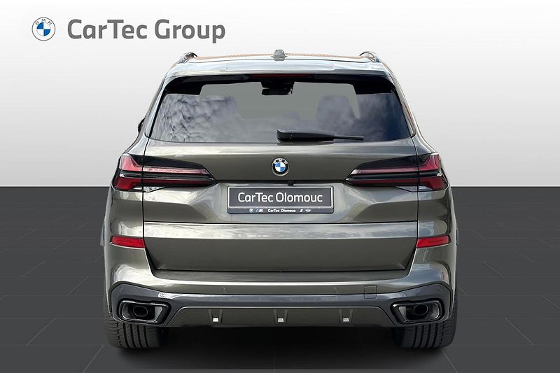 BMW X5 xDrive30d - fotka 5 z 10