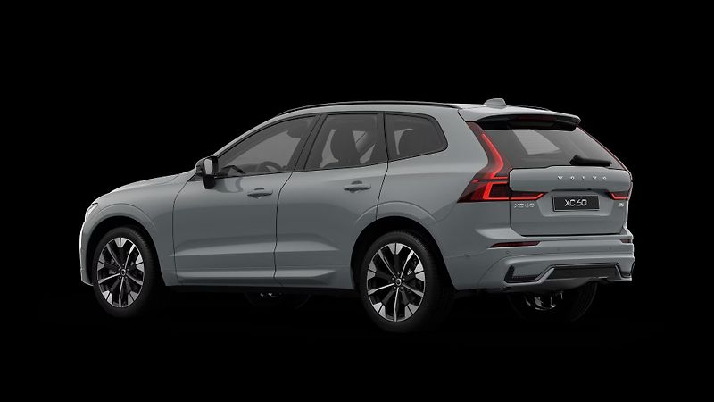 Volvo XC60 (2026) ULTRA DARK, B5 AWD, 184+10 kW - fotka 6 z 12
