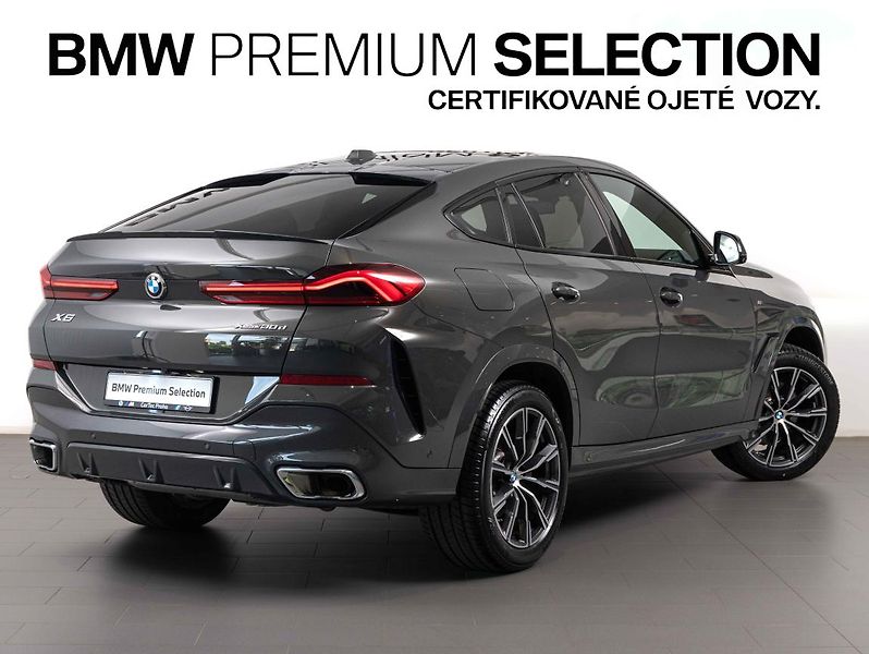 BMW X6 xDrive30d - fotka 4 z 24