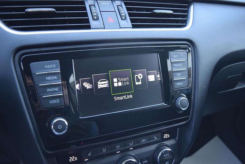 Škoda Octavia (2016) 1.4TSI 110kw AMBITION NAVI APP - fotka 26 z 46