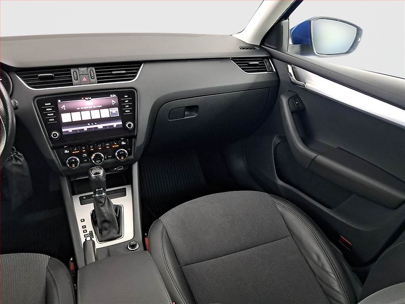 Škoda Octavia (2019) Style 1.6 TDI, Automat, Kůže - fotka 8 z 21