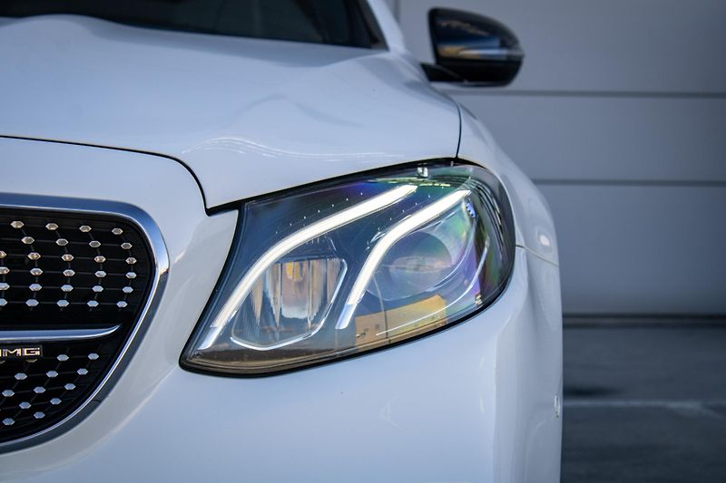 Mercedes-Benz Třídy E (2019) Mercedes-AMG 53 4MATIC+ A/T - fotka 15 z 50