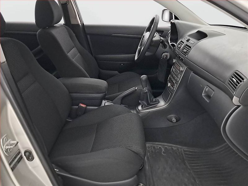 Toyota Avensis (2003) 1.8 VVT-i, po STK, servisované - fotka 9 z 18