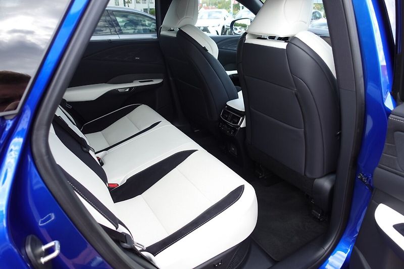Lexus RX RX500h F SPORT Special Edition - fotka 14 z 38