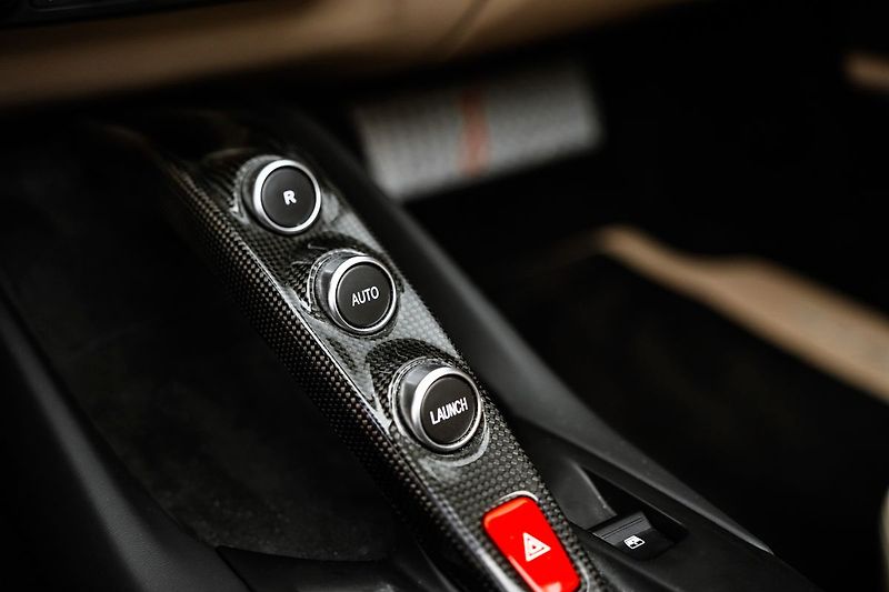 Ferrari 812 GTS, lift, karbon, CZ - fotka 31 z 40