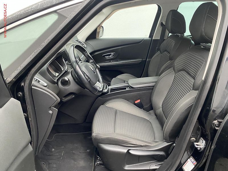 Renault Grand Scénic (2017) 1.5 dCi, 1.maj, AT, TZ, navi - fotka 9 z 19