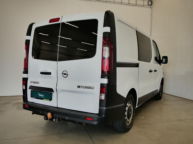 Opel Vivaro - fotka 2 z 22