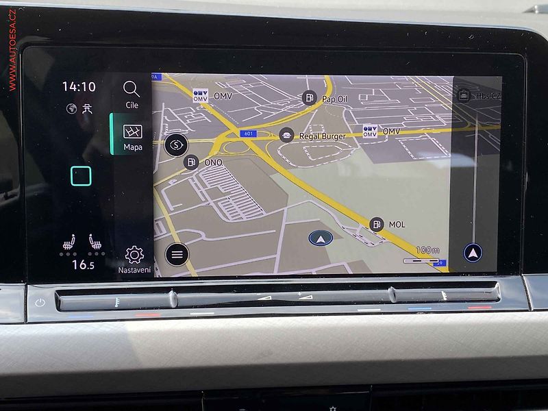 Volkswagen Golf (2022) 2.0 TDi, Life, DSG, LED - fotka 14 z 17