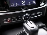 Volvo V90 2,0 D3 Drive-E Momentum Auto - náhled 27