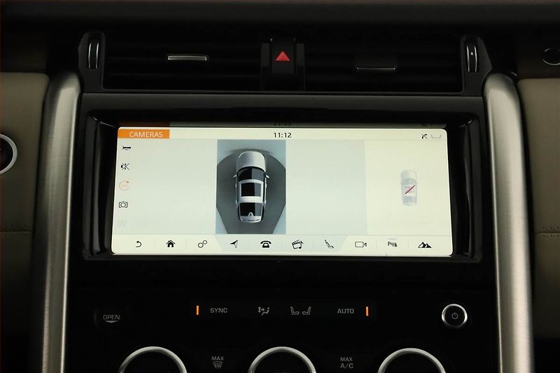 Land Rover Discovery (2017) HSE 3.0 Td6 - fotka 15 z 22