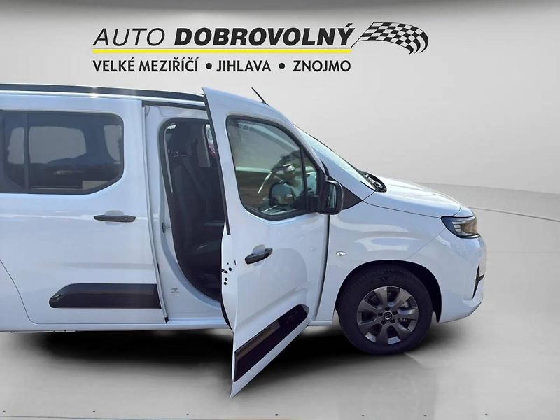 Opel Combo (2026) Elegance Plus L2H1 1.5 CDTI (9 - fotka 13 z 23