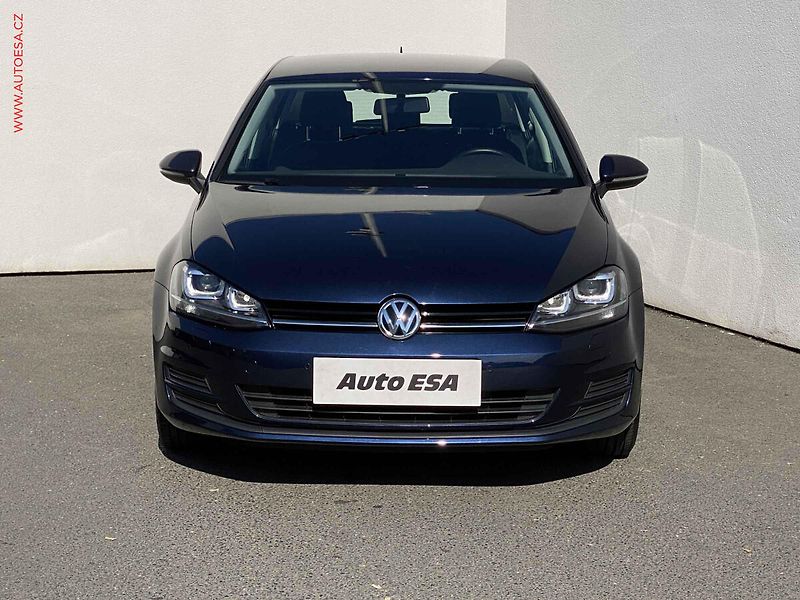 Volkswagen Golf (2016) 1.2 TSi, Trendline, bixen - fotka 2 z 17